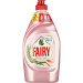Средство для мытья посуды Fairy Нежные руки Розовый жасмин и алоэ-вера 900мл